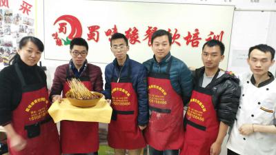成都學(xué)缽缽雞培訓(xùn)哪家好？