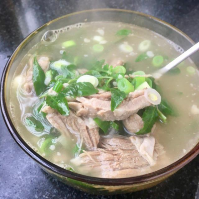四川餐飲技術(shù)培訓(xùn)，羊肉湯技術(shù)培訓(xùn)學(xué)校哪里比較好？