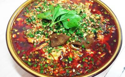 冒菜技術(shù)培訓(xùn)排名哪里好？蜀味緣餐飲培訓(xùn)學(xué)校