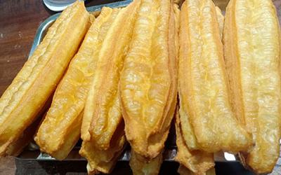 成都學早餐油條技術哪里好？