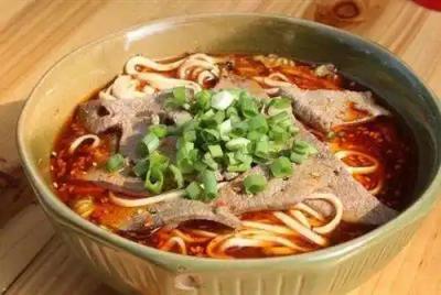 面食技術(shù)培訓(xùn)班哪里學(xué)？尋找面食技術(shù)培訓(xùn)中心